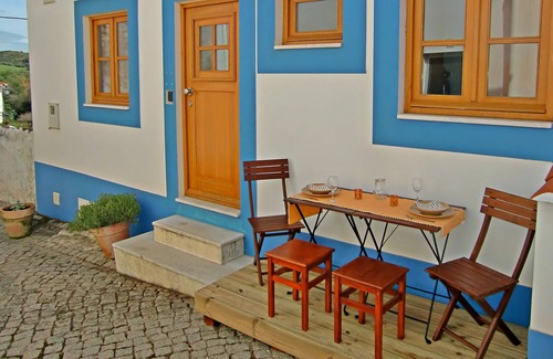 Aljezur Cabaña | Casa da Amoreira - Adorable Aljezur Holiday Cottage