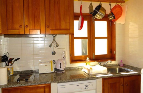 Aljezur Cabaña | Casa da Amoreira - Adorable Aljezur Holiday Cottage