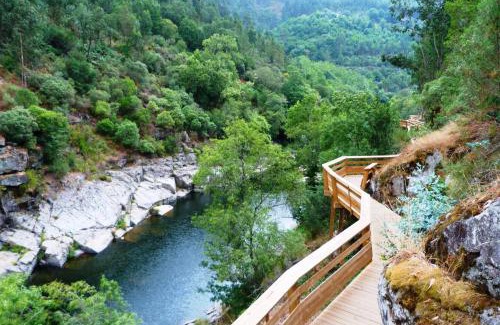 Alvarenga Casa | Casa da Azenha - Aldeia da Paradinha com praia fluvial