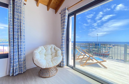 Vila Franca do Campo Apartamento | Casa da Baleia T2 Localizado à Beira-mar Virado a Menos de 5 Min. a pé da Praia