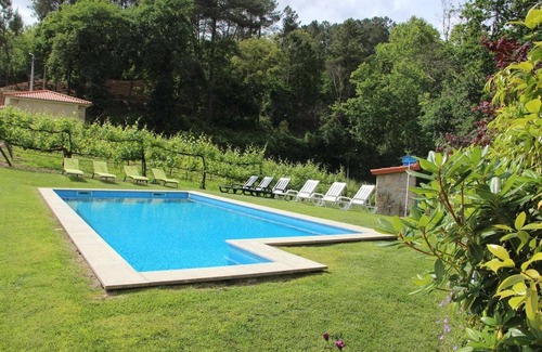 Molares Casa | Casa da Boavista (Camélias de Basto-Turismo Rural)
