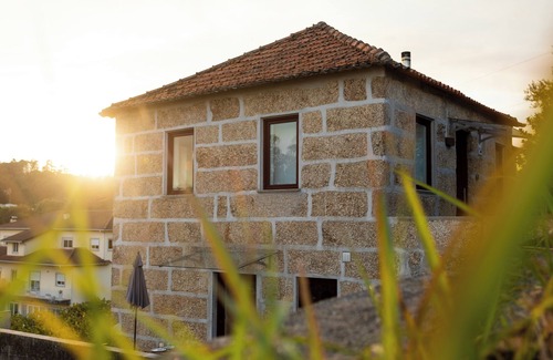 Casteloes Casa | Casa da Madrinha, a treat 35 minutes from Porto