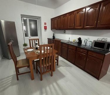 Praia da Vitoria Apartamento | Casa da Praça II