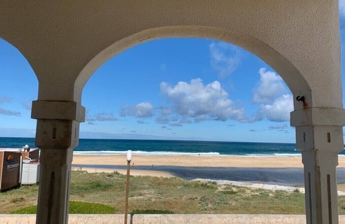 Paredes da Vitoria Apartamento | Casa da Praia - 2-bedr. apartment on the beachfront in Paredes da Vitória
