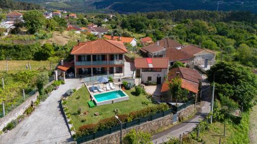 Arcos de Valdevez Casa | CASA DA ROSARINHO - Casa de Campo Privada com Piscina - Arcos de Valdevez