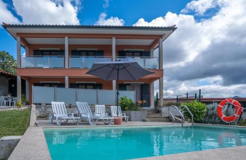 Arcos de Valdevez Casa | CASA DA ROSARINHO - Casa de Campo Privada com Piscina - Arcos de Valdevez