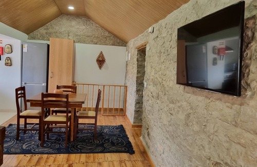 Evora de Alcobaca Cabaña | Casa da Ti Alzira - a refuge at the foot of the mountain with a touch of tradition