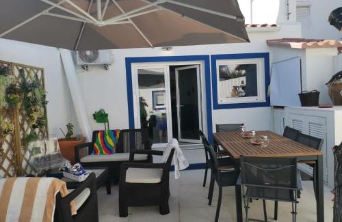 Fronteira Casa | Casa da Viajante