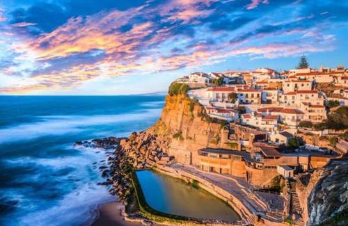 Azenhas do Mar Casa | Casa das Azenhas by Lisbon Village Apartments