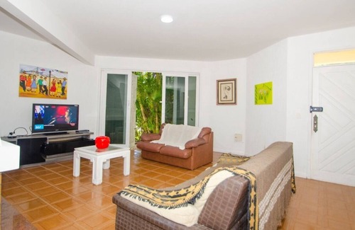 Jurere Internacional Casa | Casa das Lagostas: 2min from the beach,; Jurere International