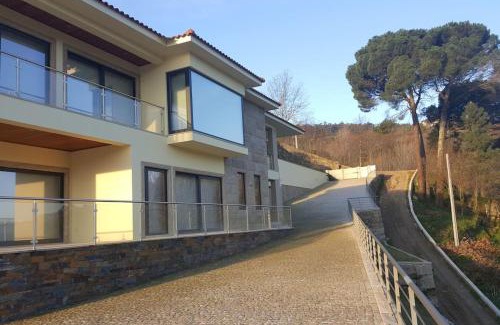 Cinfaes Casa | Casa das Oliveiras, o Douro no seu esplendor!