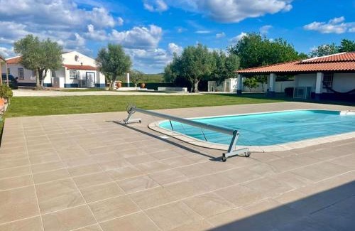Avis Casa | Casa das Oliveiras