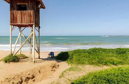 Rio das Ostras Apartamento | Casa das Palmeiras (Pé na Areia) - Maré Verde