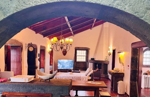 Altares Casa | Casa das Vaquinhas by Ponta Negra Azores