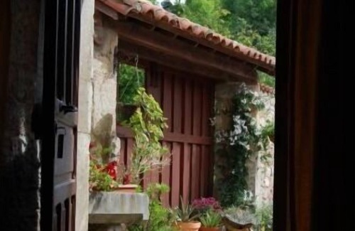 Villandas Cabaña | Casa rural con encanto y ecorespetuosa. Patio, jardín, barbacoa y mucha paz