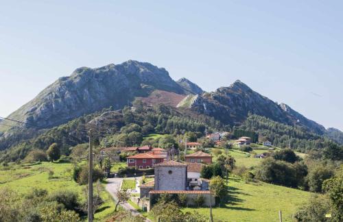 Prado Chalet De Esquí | Casa de Aldea Casina de Rubio