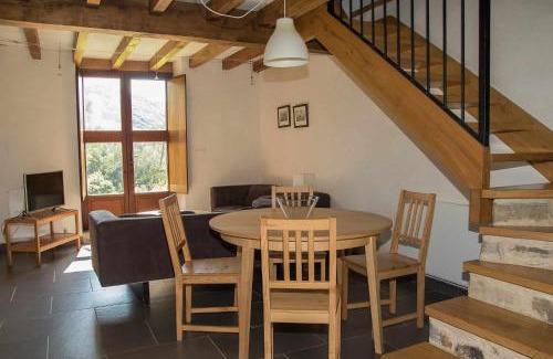 Prado Chalet De Esquí | Casa de Aldea Casina de Rubio