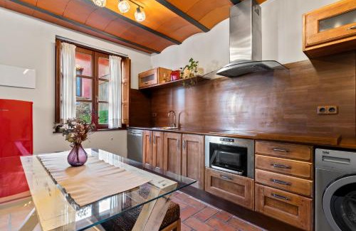 Aronces Casa | Casa De Arriba