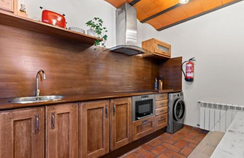 Aronces Casa | Casa De Arriba
