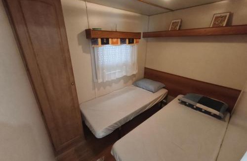 Burinhosa Complejo | Casa de Camping Land's Hause
