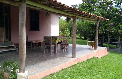 Aracariguama Cabaña | Casa de Campo com Piscina na Região de São Roque