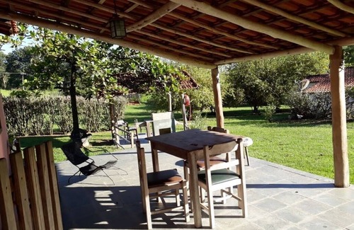Aracariguama Cabaña | Casa de Campo com Piscina na Região de São Roque