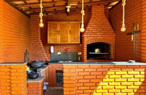 Sao Paulo Casa | Casa de campo com churrasq e piscina em Embura SP