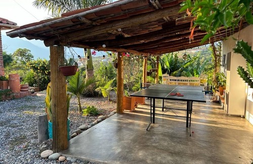 Barichara Casa | Casa de campo en Barichara a 1km del pueblo, ideal para parejas, o familias.