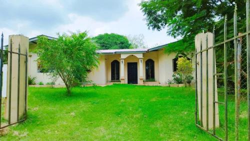 Hato Viejo Casa | Casa de Campo, en David Chiriquí, Cerca de Playa y Montañas