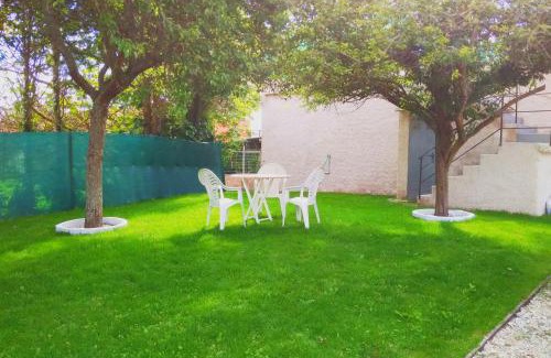 Malpica de Bergantinos Casa | Casa de Campo