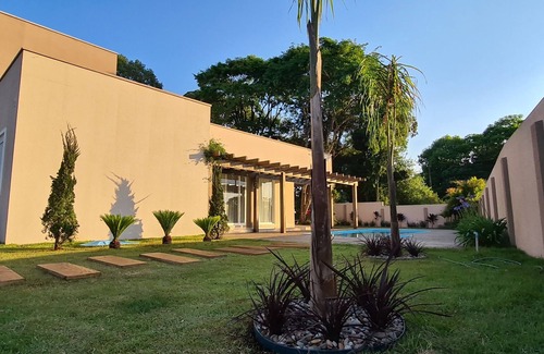 Trevo Cabaña | Casa de Campo Moderna
