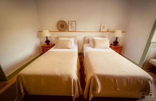 Angra do Heroismo Cama Y Desayuno | Casa de Campo Franco da Serra - Double Room with Mountain View