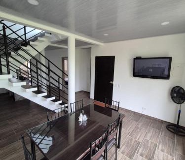 Narino Casa | Casa de Char Girardot, Nariño Cundinamarca