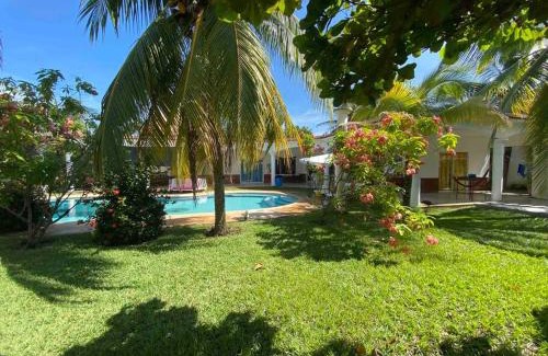 El Hawaii Casa | Casa de Descanso en Monterrico