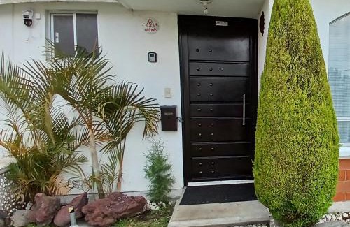 Toluca Casa | Casa de descanso en privada, jardín, alexa,asador y mascota