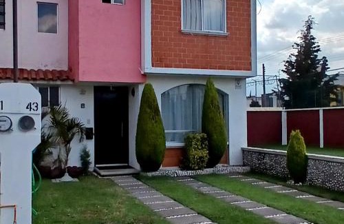 Toluca Casa | Casa de descanso, negocios, nin̈os, mascota, facturamos