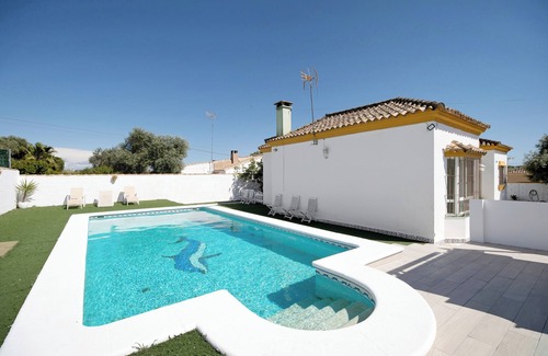 Los Franceses-la Vega Casa | "Casa del Olmo" con piscina, jardín, terraza y Wi-Fi