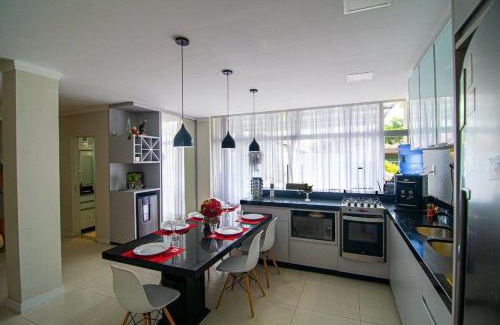 Meia Praia Casa | Casa de férias familiar com linda vista à 300m da Meia Praia de Navegantes