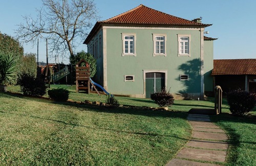 Rates Casa | Casa de Férias no Meio da Natureza - Espaço Perfeito Para Relaxar ou se Divertir