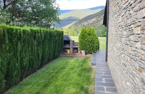 Soriguera Chalet De Esquí | Casa de fusta al cor dels Pirineus