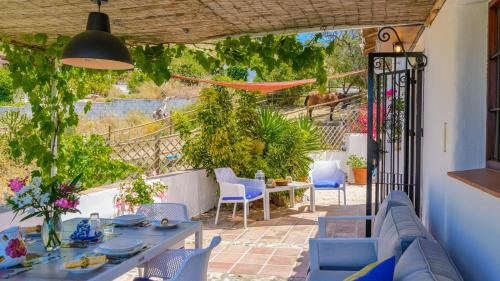 Benamargosa Casa | Casa de Juanito Viñuela by Ruralidays