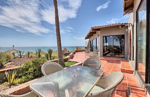 Las Conchas Casa | Casa de la Playa Barry Happy, perfect for family, oceanfront views, gameroom
