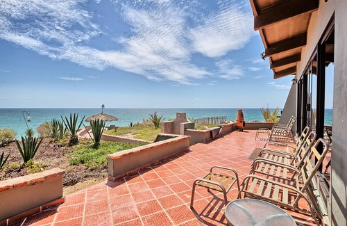 Las Conchas Casa | Casa de la Playa Barry Happy, perfect for family, oceanfront views, gameroom