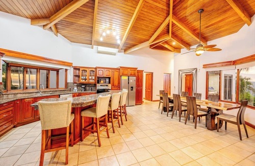 Coco Casa | Sweeping views of Coco Bay - Get Away-Vacation or Work Remote