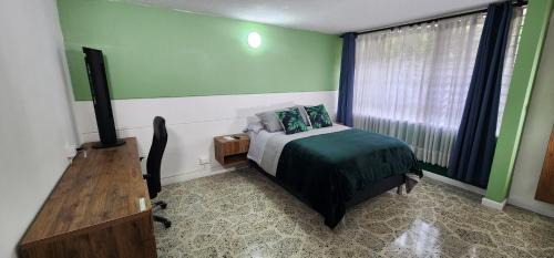 Laureles - Estadio Apartamento | Casa de las palmas 3