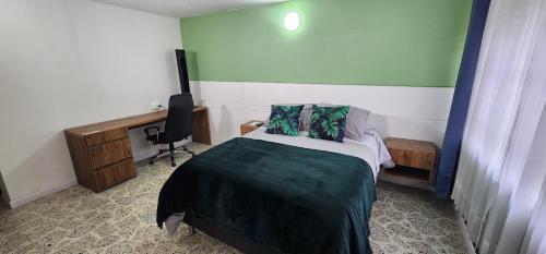 Laureles - Estadio Apartamento | Casa de las palmas 3