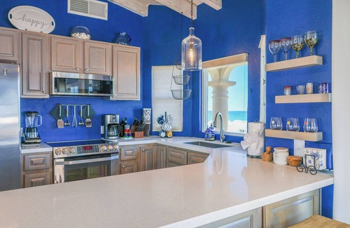 Las Conchas Casa | Casa de las Vistas: Soak in the sunset from this cozy beachview paradise