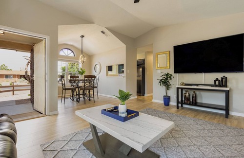 Albuquerque Casa | Casa De Los Globos/Luxury 2 Bedroom Home Steps From Balloon Fiesta Park