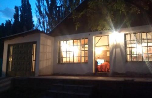 Tupungato Chalet De Esquí | Casa de montaña, valle del sol, potrerillos, Mendoza