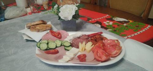 Sincraieni Casa | Casa de oaspeți Cristina